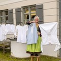 Gollerblüschen und Hemd
