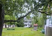 Ausstellungseröffnung Knopfmacherei – Menschen und ihre Knöpfe am 18. Mai in Stoffenried