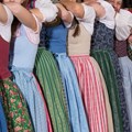 Werktagsgewand und Stoffauswahl